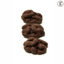 Noix enrobées de chocolat noir
